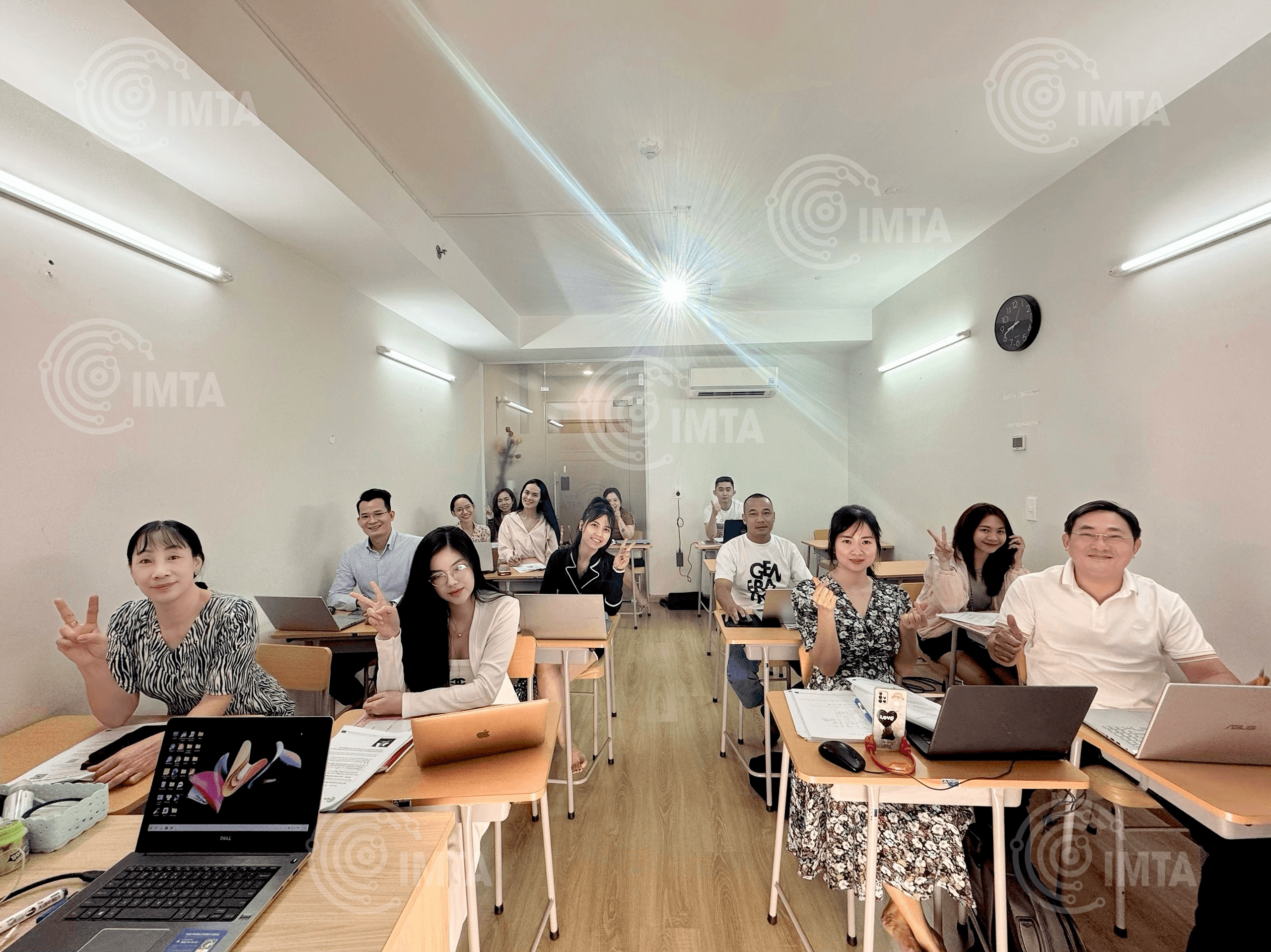 Khóa học TikTok Shop